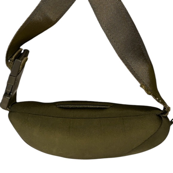 Dagne Dover Olive Neoprene Fanny pack crossbody essentials bag - Picture 15 of 15
